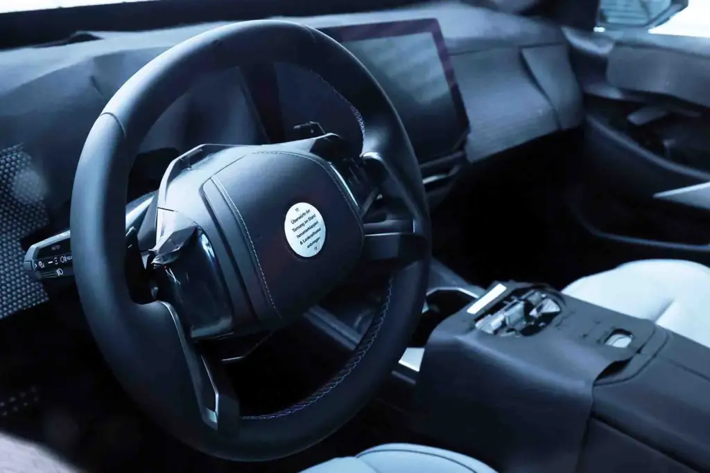 BMW M5 Touring FL 2027 4 Motor16