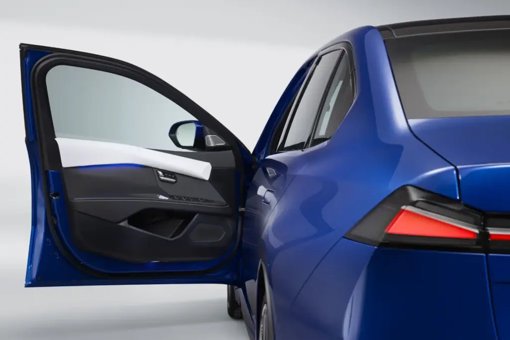 Nuevo BMW i3: En la barrera de los 1.000 kilómetros 103 Motor16 BMW i3 2026 25 Motor16