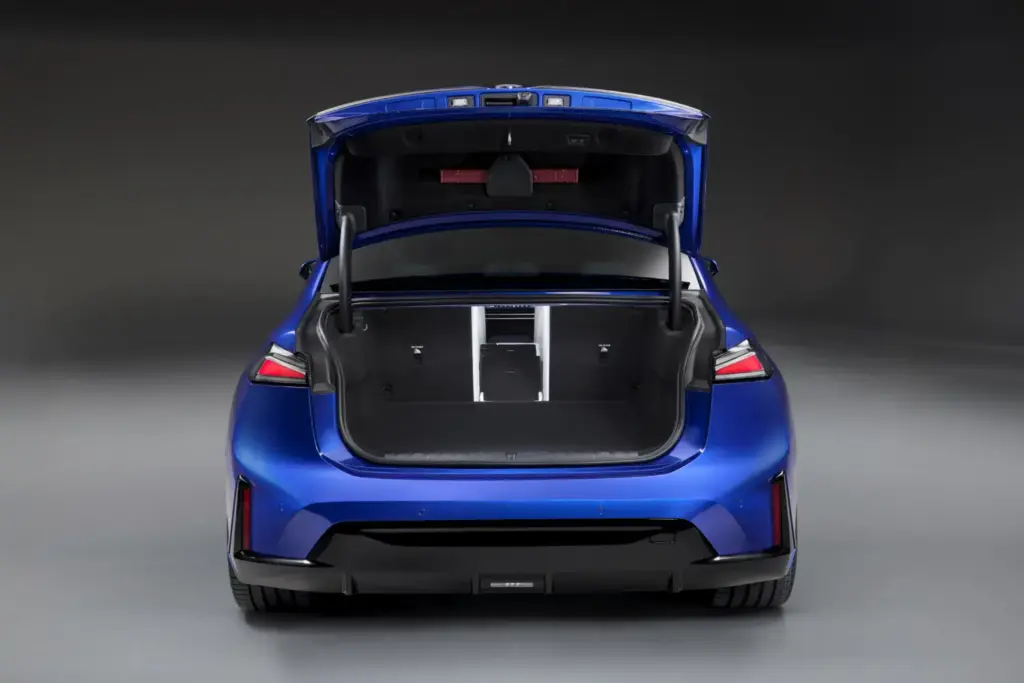 Nuevo BMW i3: En la barrera de los 1.000 kilómetros 114 Motor16 BMW i3 2026 36 Motor16