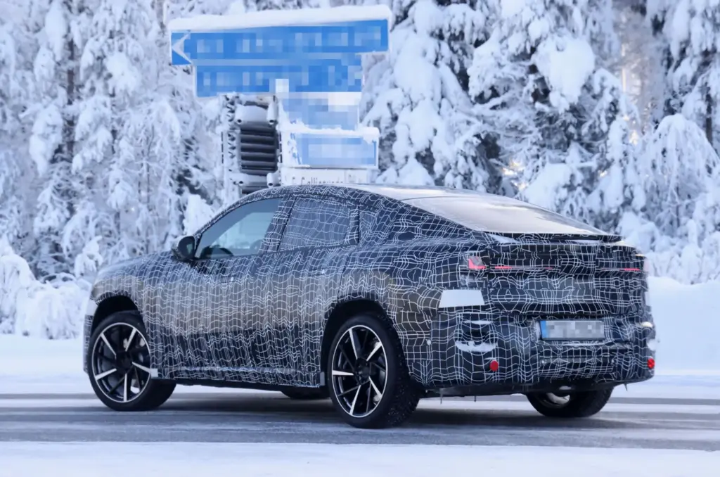 BMW iX4 2027 nieve 17 Motor16