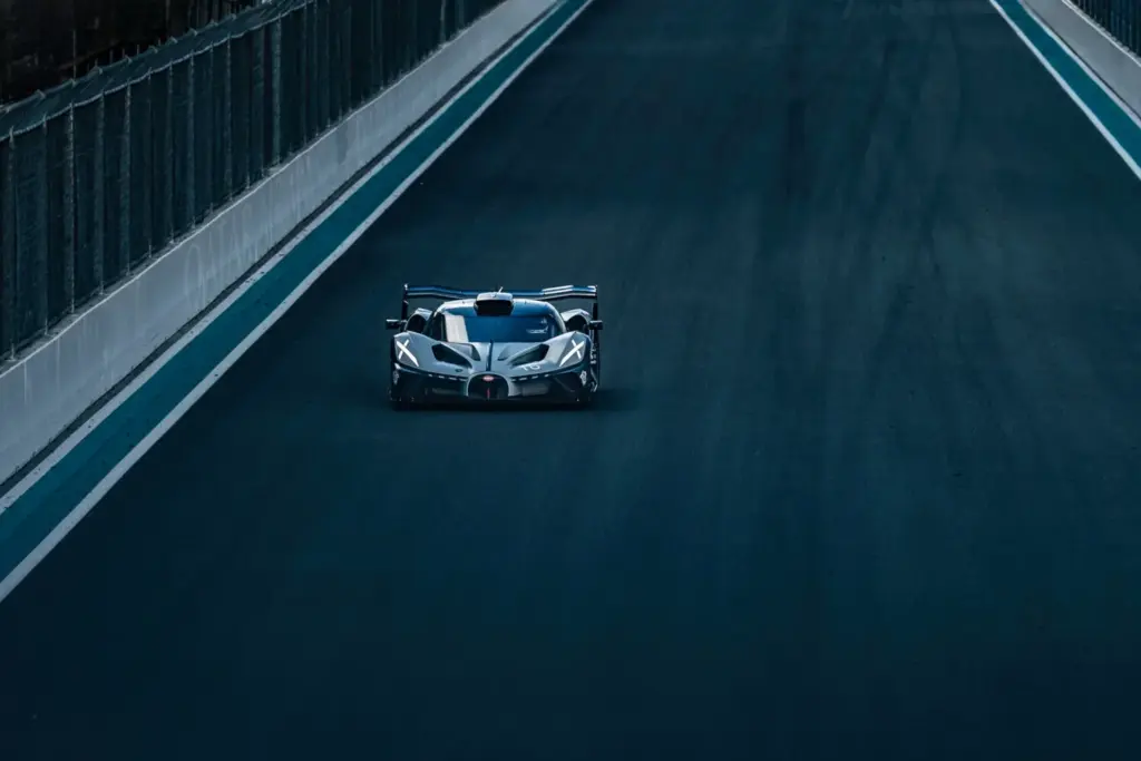 BUGATTI BOLIDE MIAMI 11 Motor16