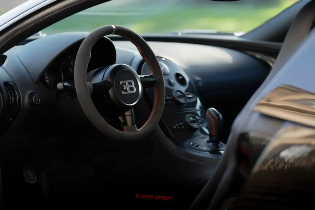 BUGATTI VEYRON SUPER SPORT WORLD RECORD EDITION PRE SERIE 10 Motor16