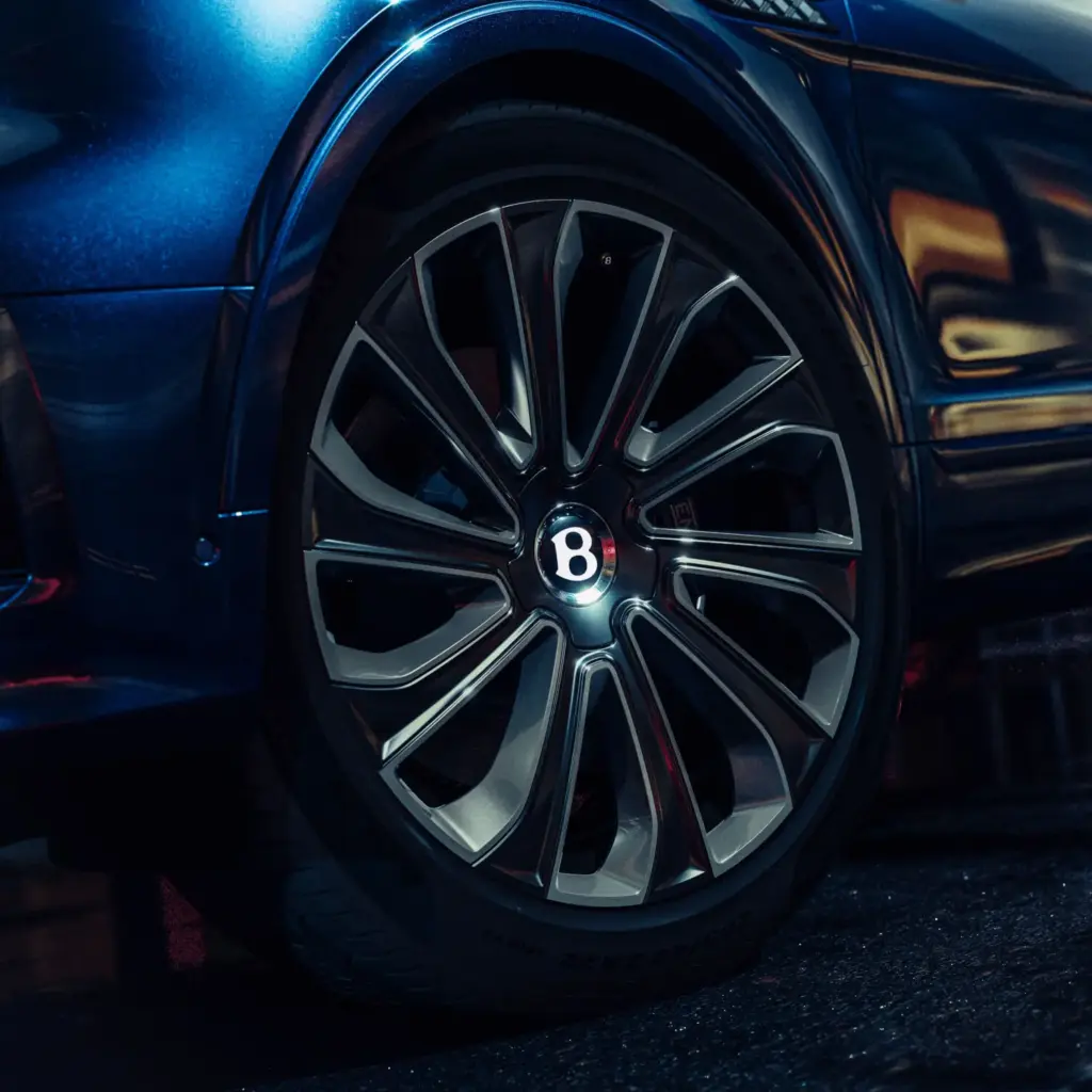 Bentley Bentayga Artenara Edition 17 Motor16