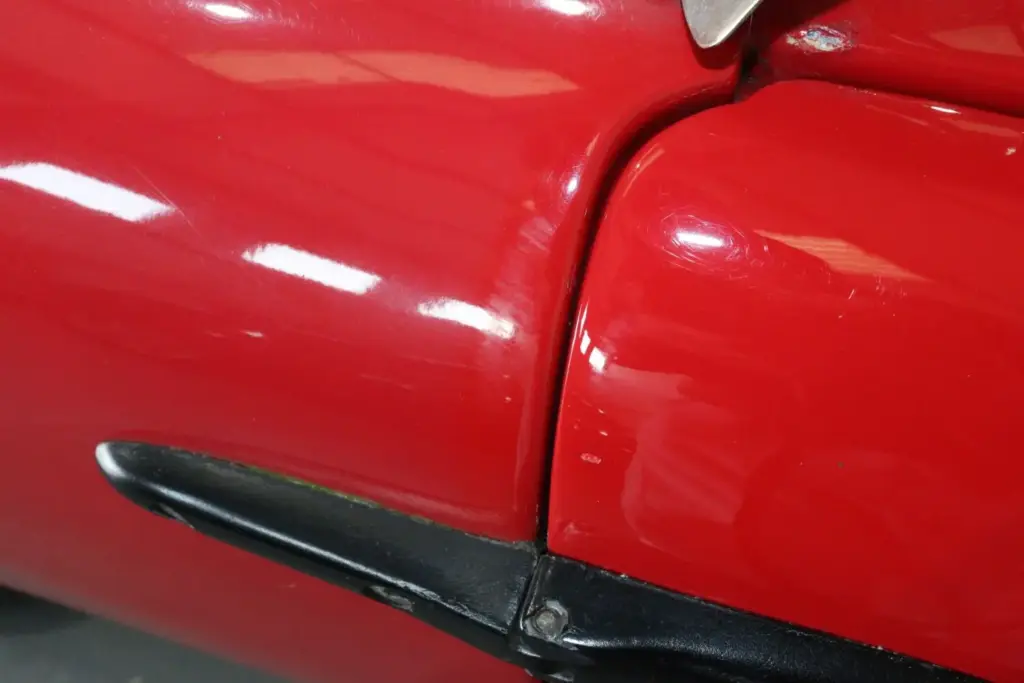 Se llama Berkeley T60 y es un clásico deportivo biplaza británico de los años 60 con motor de moto y precio de scooter