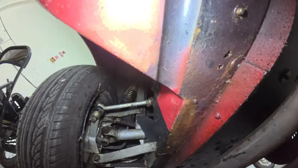 Se llama Berkeley T60 y es un clásico deportivo biplaza británico de los años 60 con motor de moto y precio de scooter