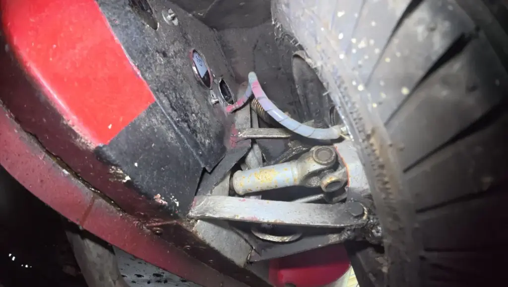 Se llama Berkeley T60 y es un clásico deportivo biplaza británico de los años 60 con motor de moto y precio de scooter