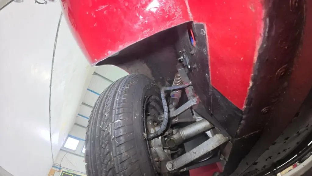 Se llama Berkeley T60 y es un clásico deportivo biplaza británico de los años 60 con motor de moto y precio de scooter