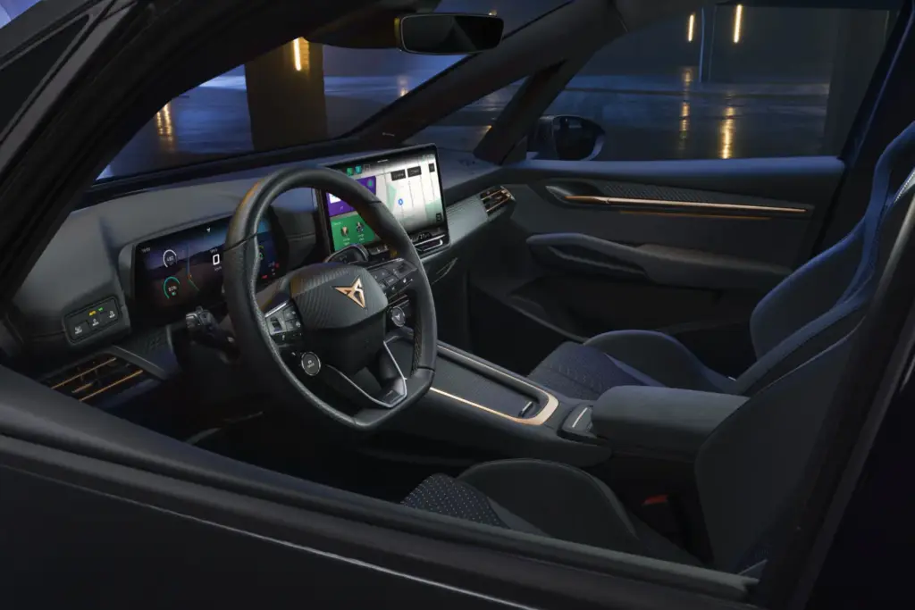 Primer contacto con el recién nacido. Simplemente más Cupra 15 Motor16 CUPRA NATA VZ 08 Motor16