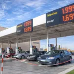 Esta cadena de gasolineras se hincha a vender gasolina y diésel al borde de los 2 euros: 30 céntimos marcan la diferencia