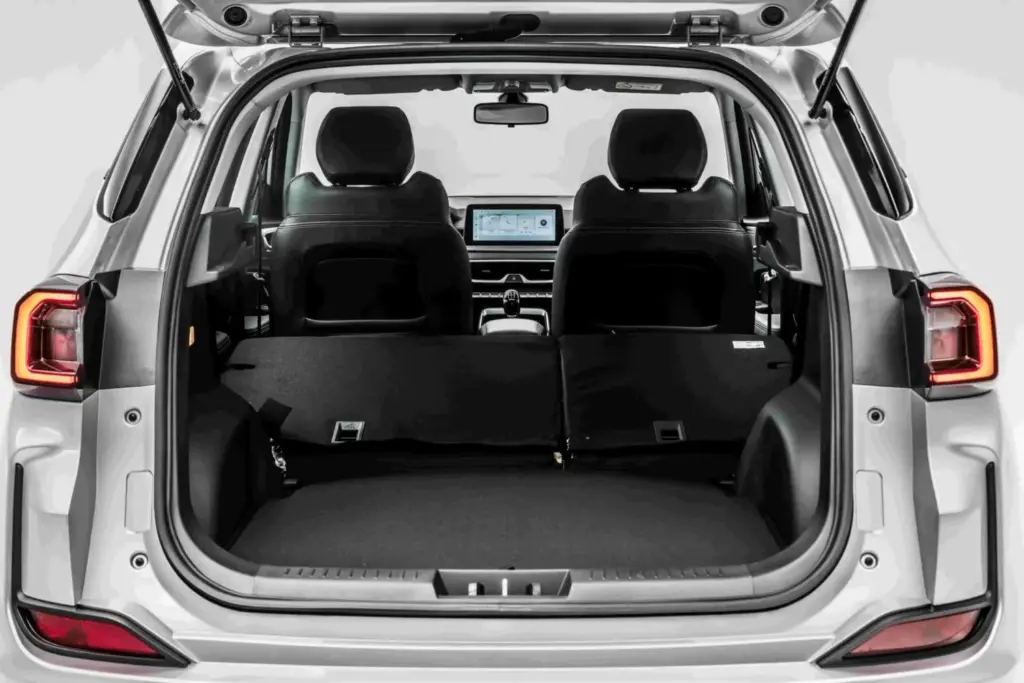 El EVO CUATRO CVT te pone las cosas más fáciles 6 Motor16 EVO CUATRO CON CAMBIO AUTOMATICO CVT 2 Motor16