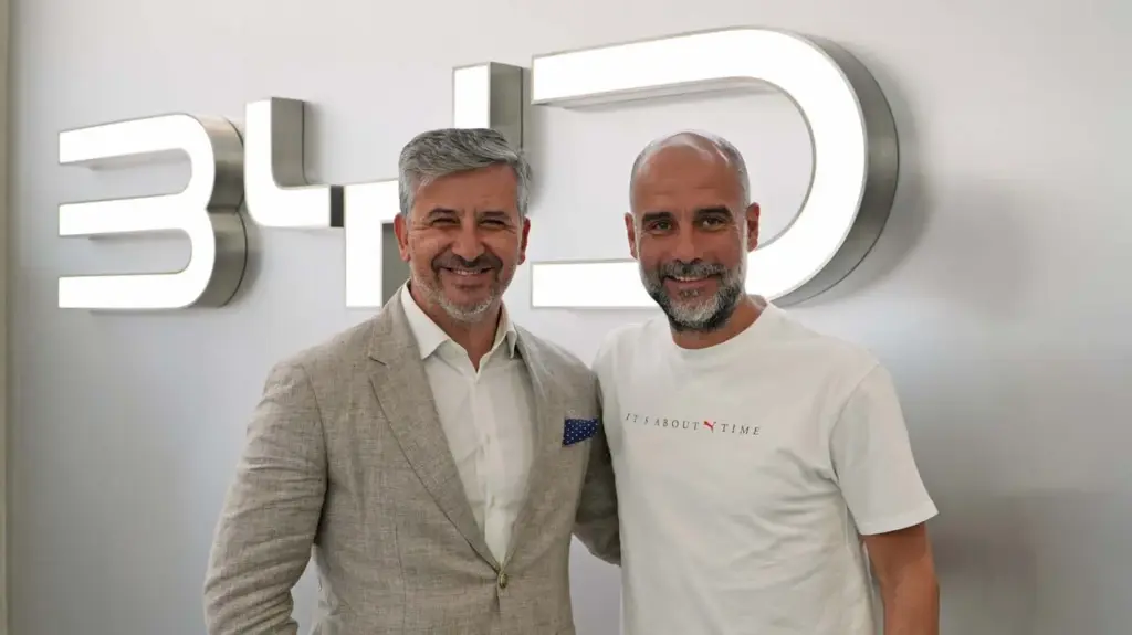 Entrega BYD Pep Guardiola 2 Motor16