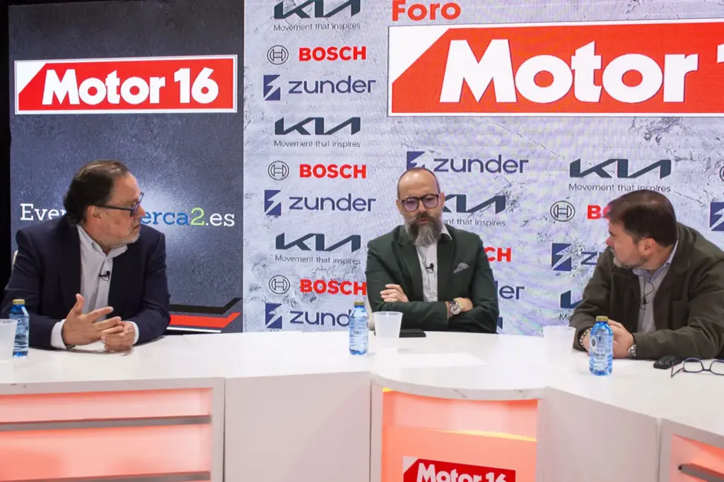 FORO MOTOR16 TECNOLOGIA JAVIER MONTOYA DIEGO ABELEDO ANTONIO LUCAS Motor16