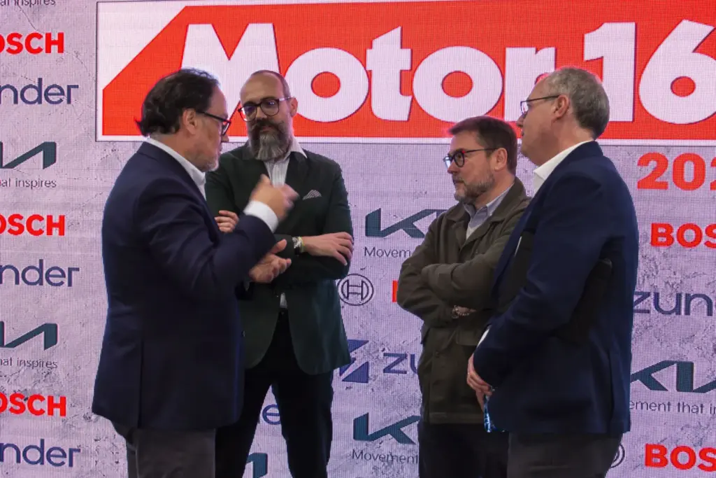 FORO MOTOR16 TECNOLOGIA JAVIER MONTOYA DIEGO ABELEDO ANTONIO LUCAS RICARDO OLALLA 7 Motor16