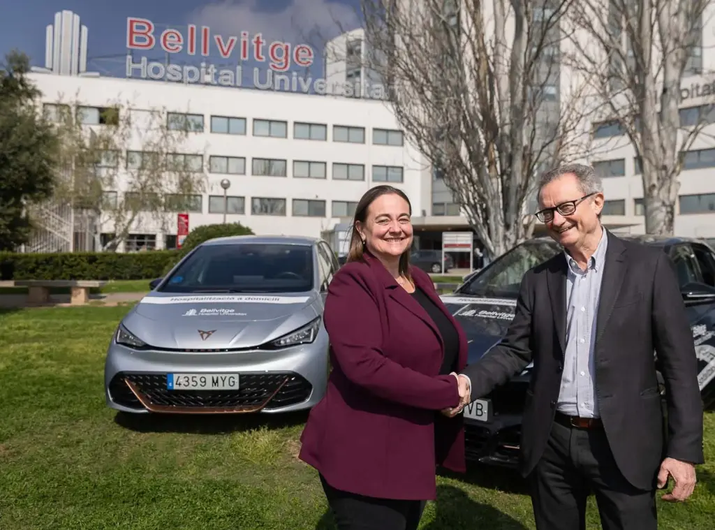 FUNDACION SEAT CUPRA DONACION COCHES HOSPITALES1 Motor16