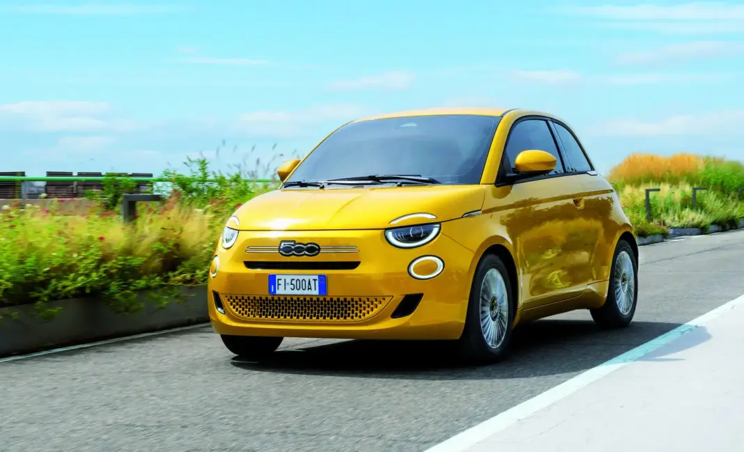 Fiat 500 Hybrid (13) Fiat 500 Hybrid 13 Motor16