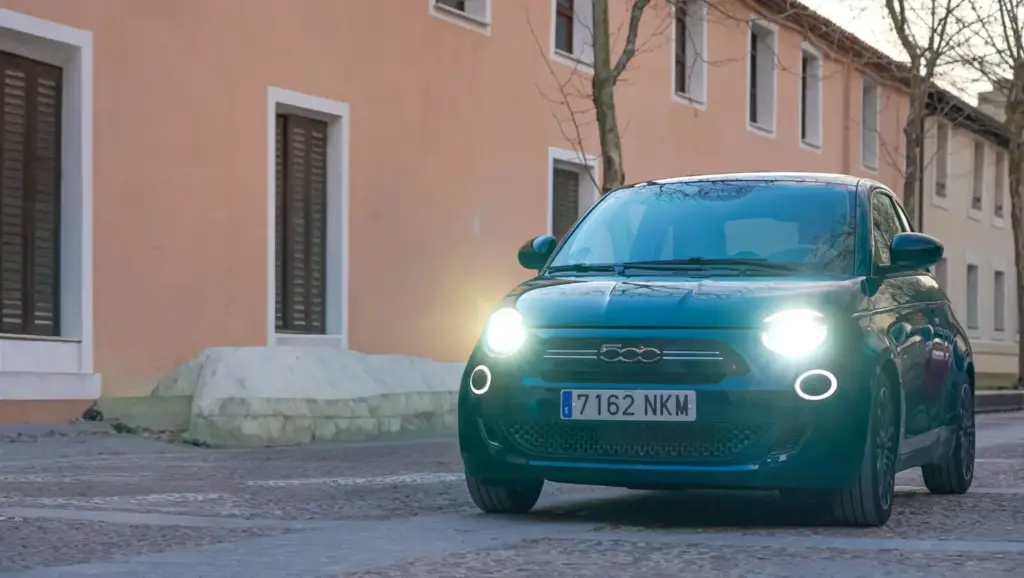 Fiat 500 Hybrid 15 Motor16