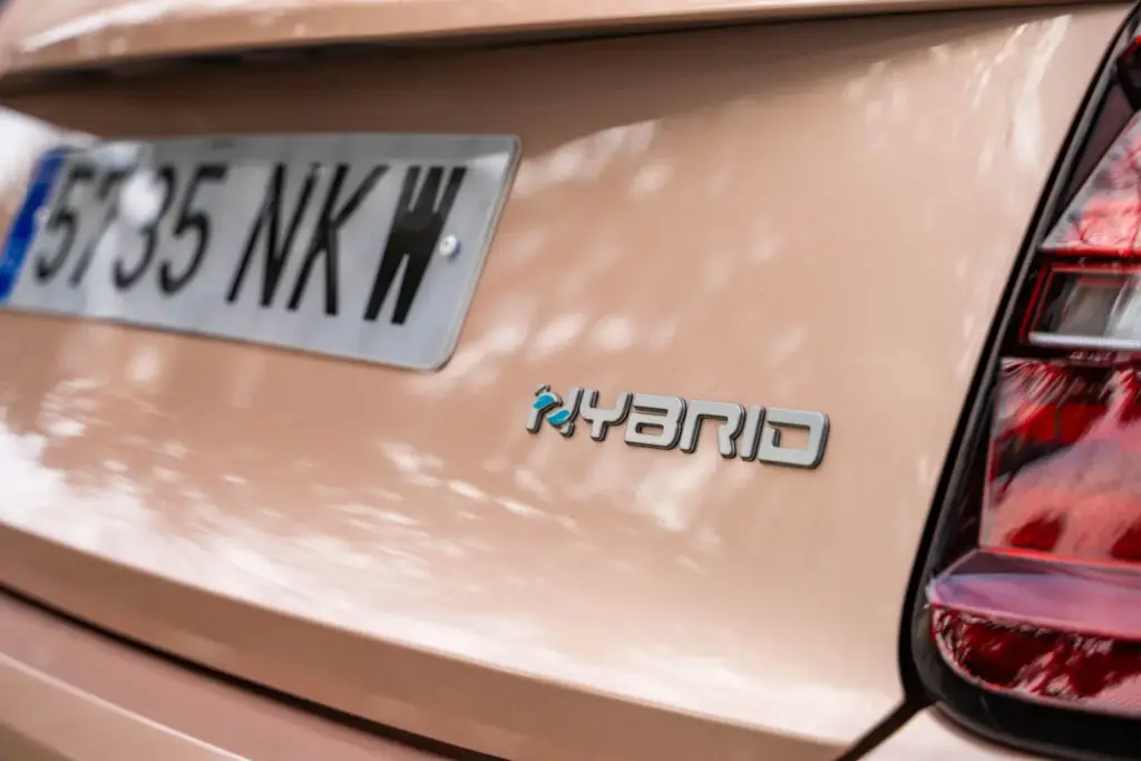 Fiat 500 Hybrid 19 Motor16