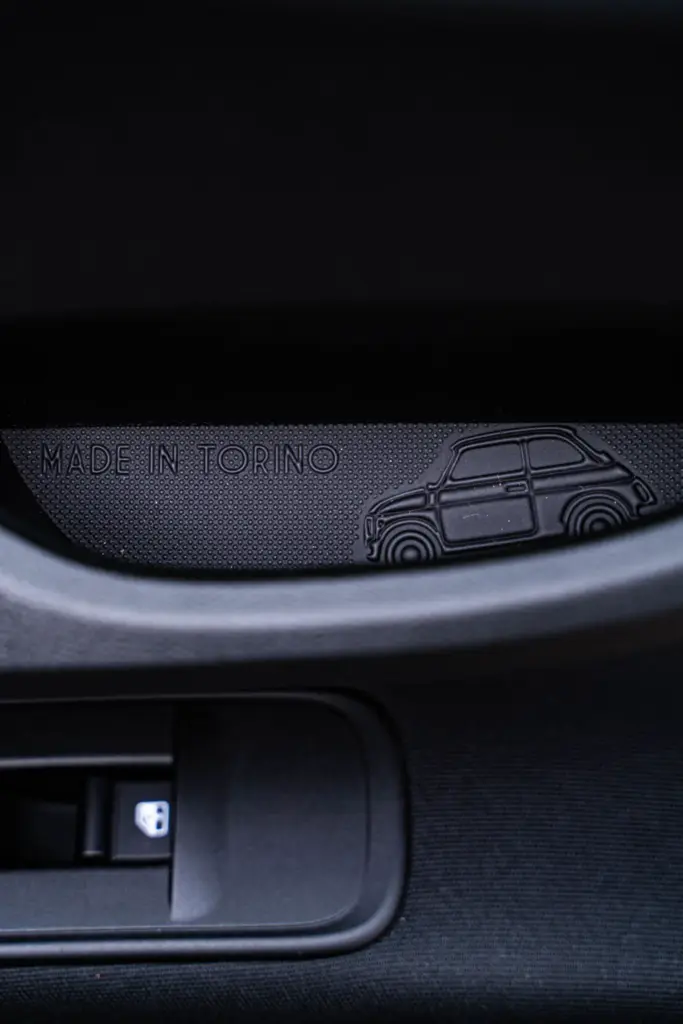 Fiat 500 Hybrid 30 Motor16