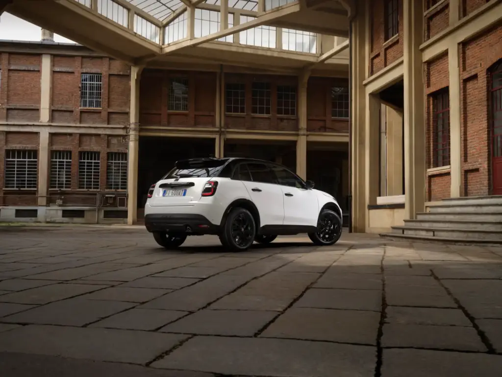 Crece la gama FIAT 600, con sorpresa incluida 3 Motor16 Fiat 600 Street Launch edition 4 Motor16