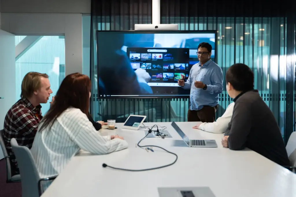 Geely refuerza su estrategia con la creación de Geely Technology Europe para acelerar su expansión internacional 1 Motor16 GEELY TECHNOLOGY EUROPE 2 Motor16