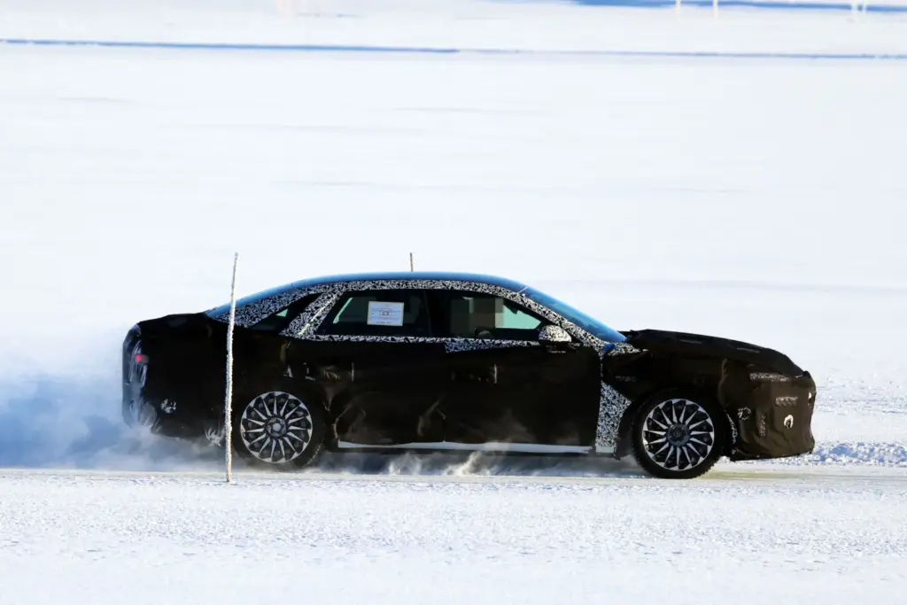 Hyundai Grandeur 2027 8 Motor16