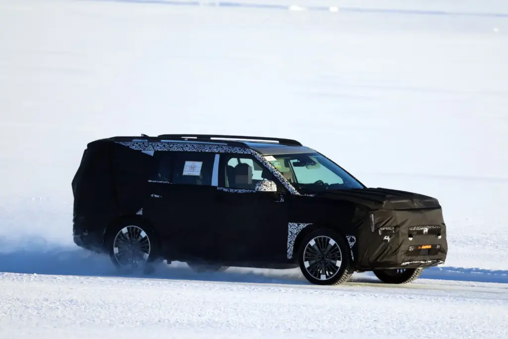 Hyundai Santa Fe 2026 restyling 7 Motor16