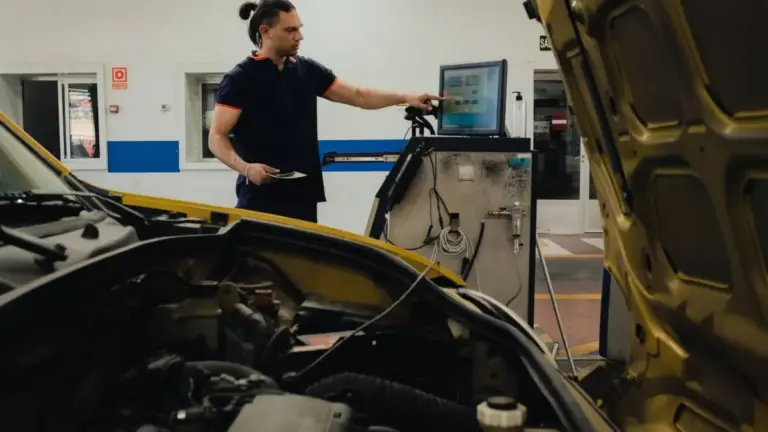 ¿Buscas trabajo?: el sector de la ITV impulsa la incorporación de nuevos profesionales