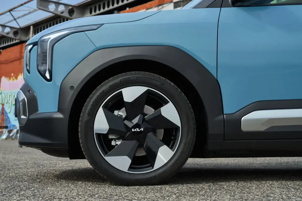 Primera prueba del Kia EV2: receta para el éxito 25 Motor16 KIA EV2 AL VOLANTE 20 Motor16