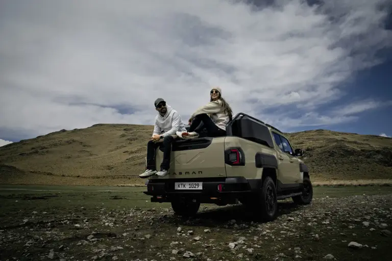 Kia invita a conocer cuatro países latinoamericanos a bordo de su pickup Tasman: la aventura está servida