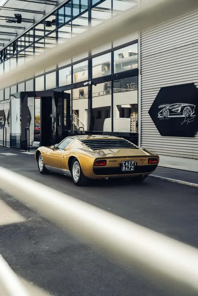 LAMBORGHINI miura expo 60 aniversario12 Motor16