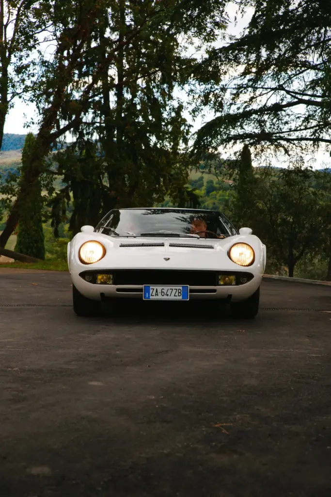 Lamborghini Miura 3 Motor16