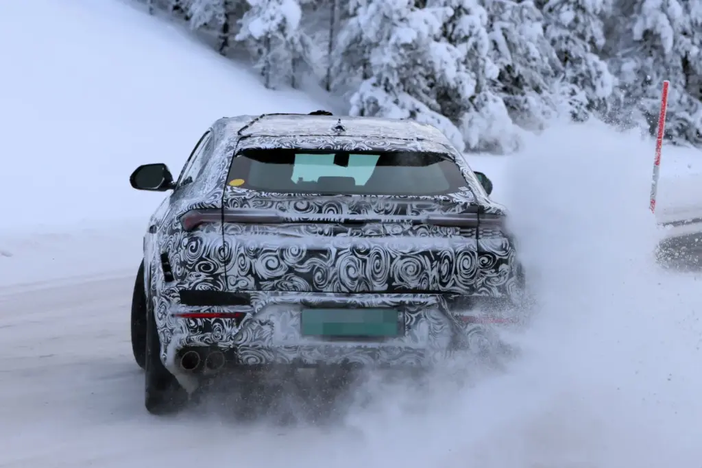 Lamborghini Urus SE Performante 14 Motor16