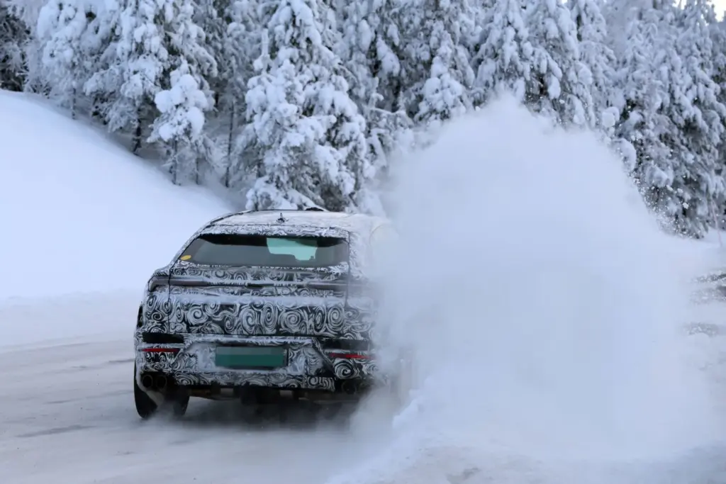 Lamborghini Urus SE Performante 16 Motor16