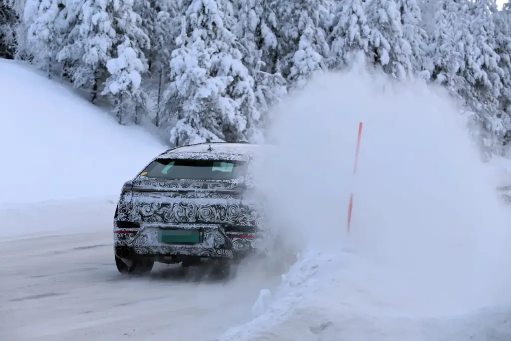 Lamborghini Urus SE Performante 17 Motor16