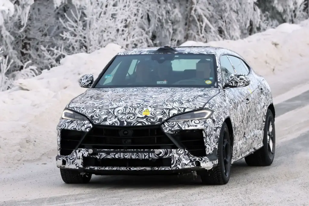 Lamborghini Urus SE Performante 2 Motor16