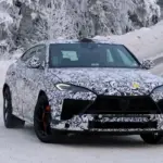 El Lamborghini Urus SE Performante se pone a tono en la nieve