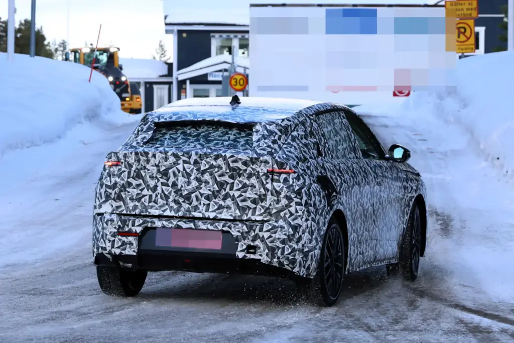 Lancia Gamma 17 Motor16