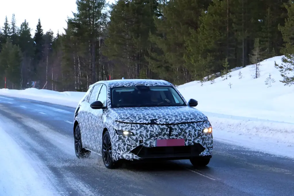 Lancia Gamma 3 Motor16