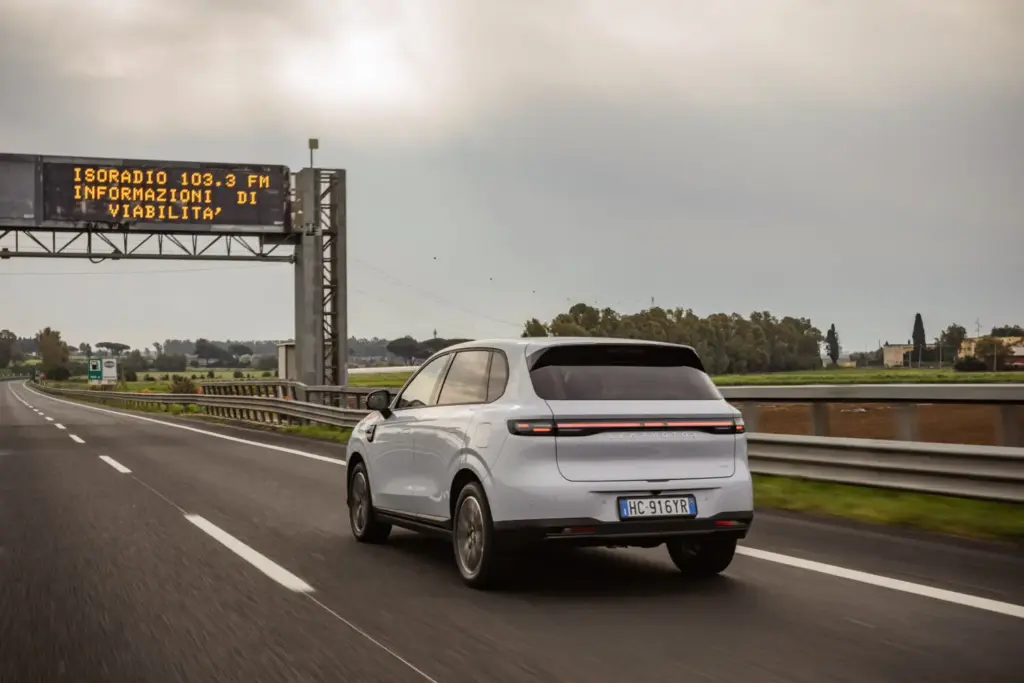 Leapmotor B10 Hybrid EV prueba 13 Motor16