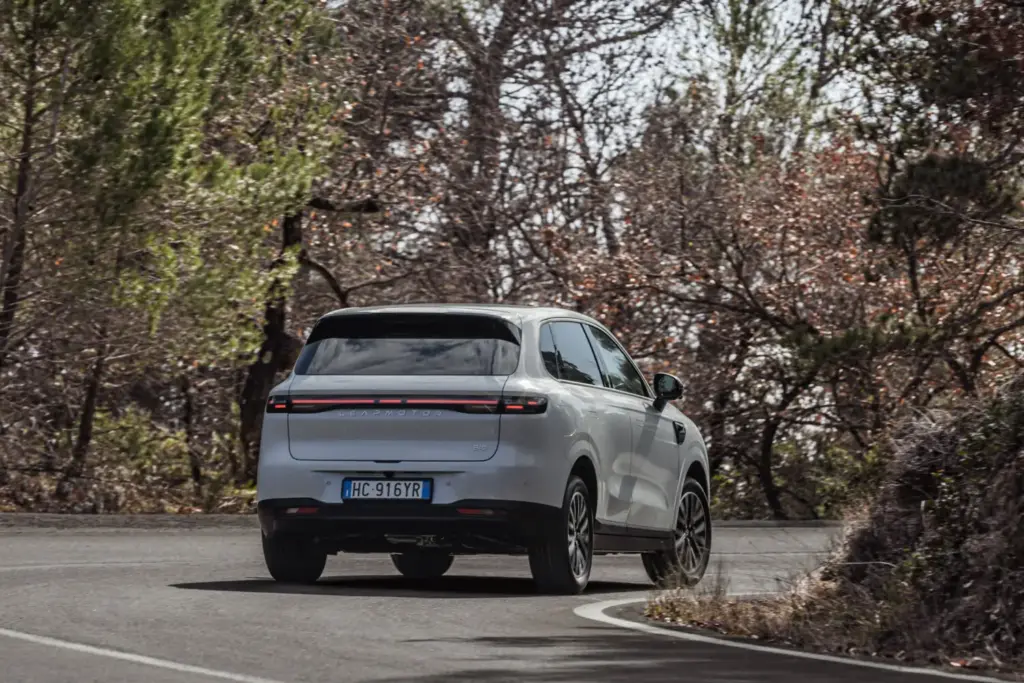 Leapmotor B10 Hybrid EV prueba 18 Motor16