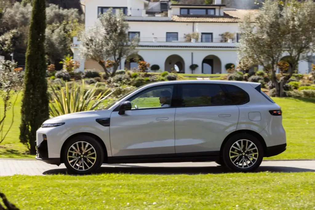 Leapmotor B10 Hybrid EV prueba 31 Motor16