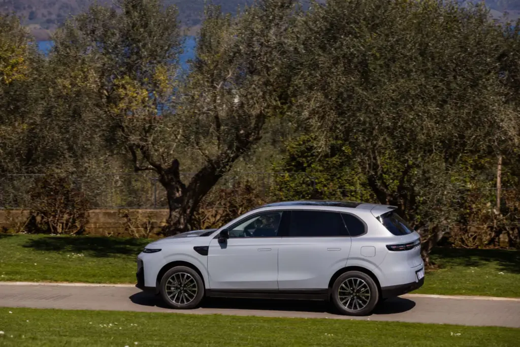 Leapmotor B10 Hybrid EV prueba 32 Motor16