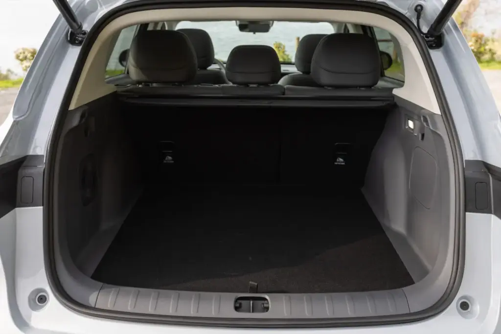 Leapmotor B10 Hybrid EV prueba 7 Motor16