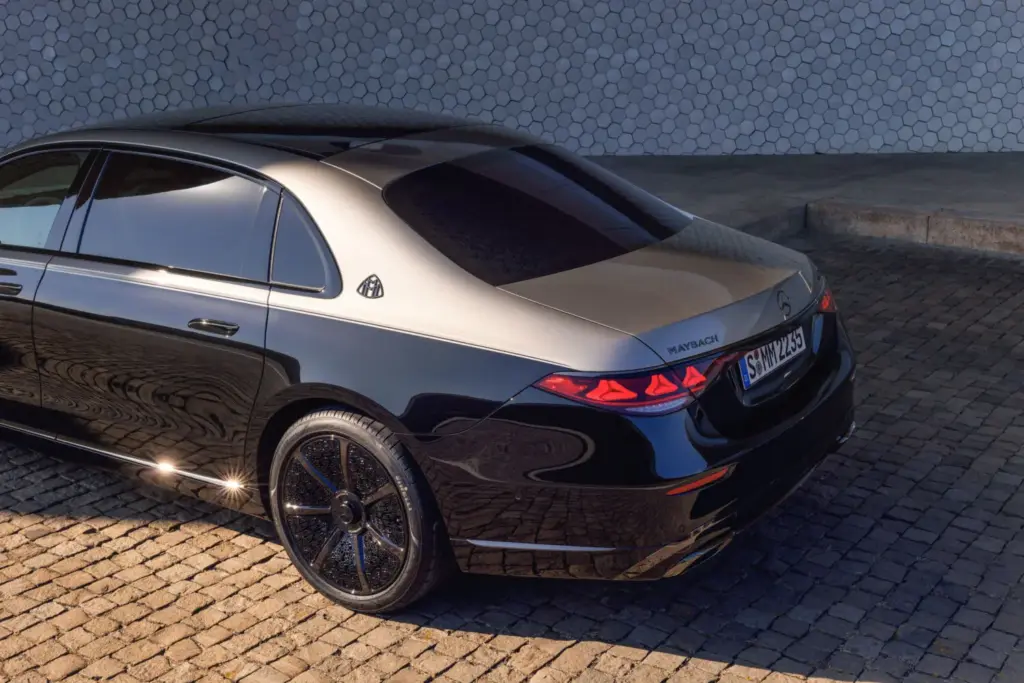 Mercedes sube el nivel de lujo en el nuevo Maybach Clase S: la actualización más exhaustiva en la historia del modelo 24 Motor16 MERCEDES MAYBACH CLASE S 2026 18 Motor16