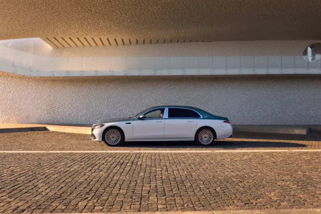 Mercedes sube el nivel de lujo en el nuevo Maybach Clase S: la actualización más exhaustiva en la historia del modelo 10 Motor16 MERCEDES MAYBACH CLASE S 2026 4 Motor16