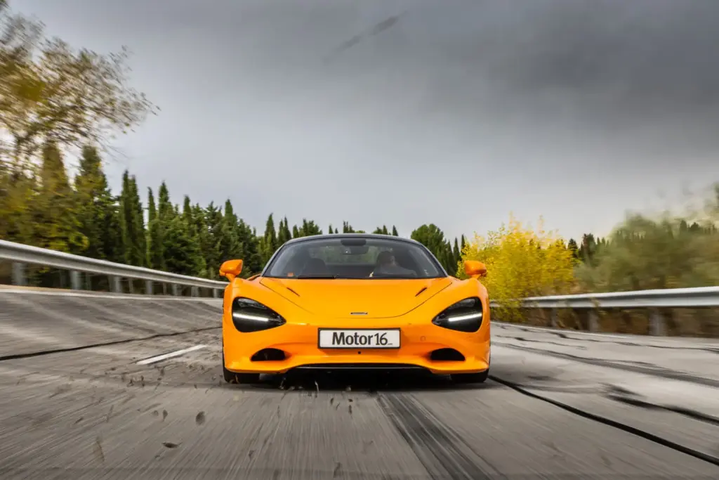 Prueba del McLaren 750S Spider: Experiencia sensorial 52 Motor16 McLaren 750 S Spider prueba 49 Motor16