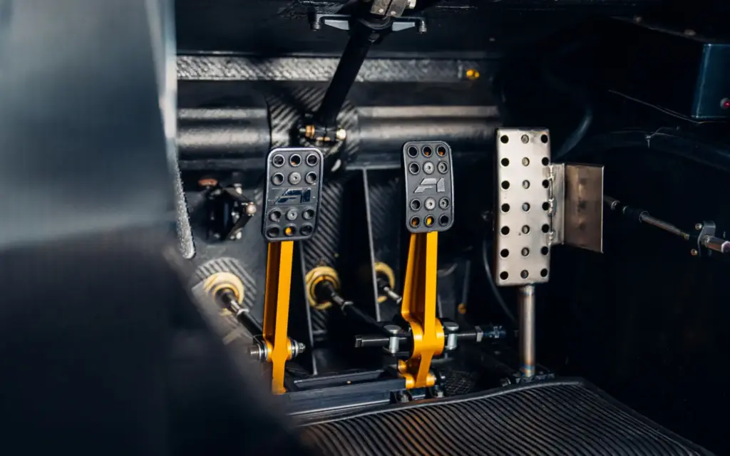 McLaren F1 GTR 1997 21 Motor16