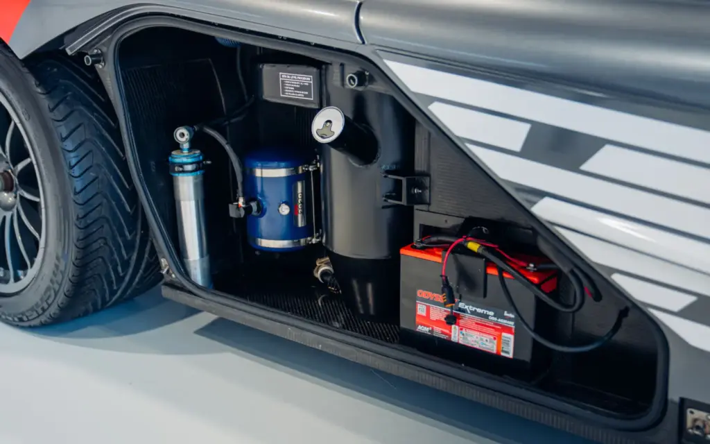 McLaren F1 GTR 1997 29 Motor16