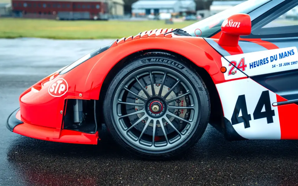 McLaren F1 GTR 1997 43 Motor16