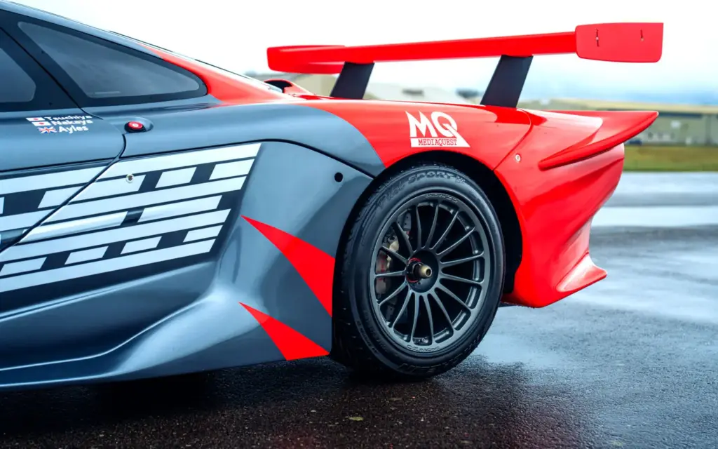 McLaren F1 GTR 1997 44 Motor16